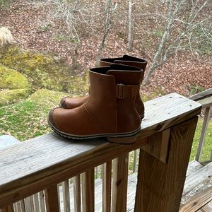 Women’s Sorel Slim Shorty Leather, Size 8.5